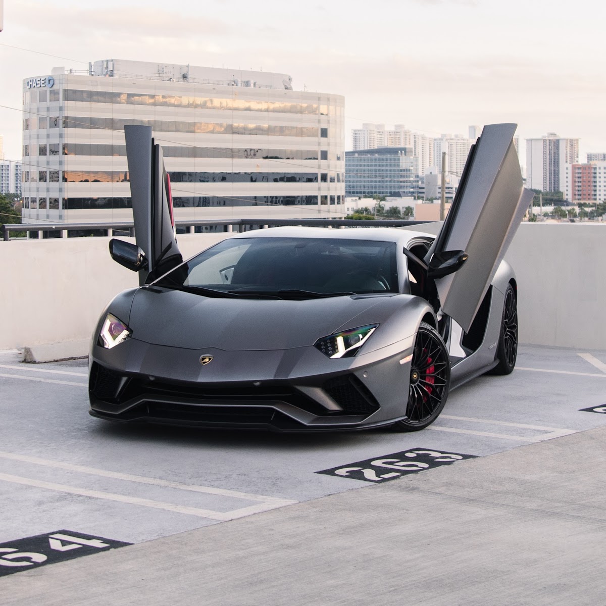 Lamborghini Aventador
