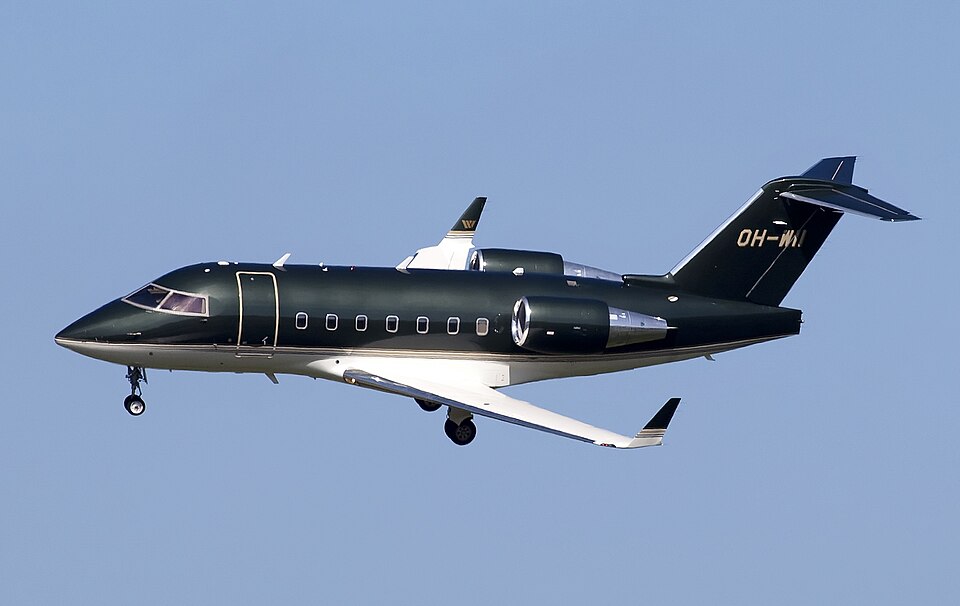 Bombardier Challenger 604